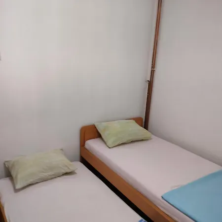 Old Town Nest Апартаменты *
